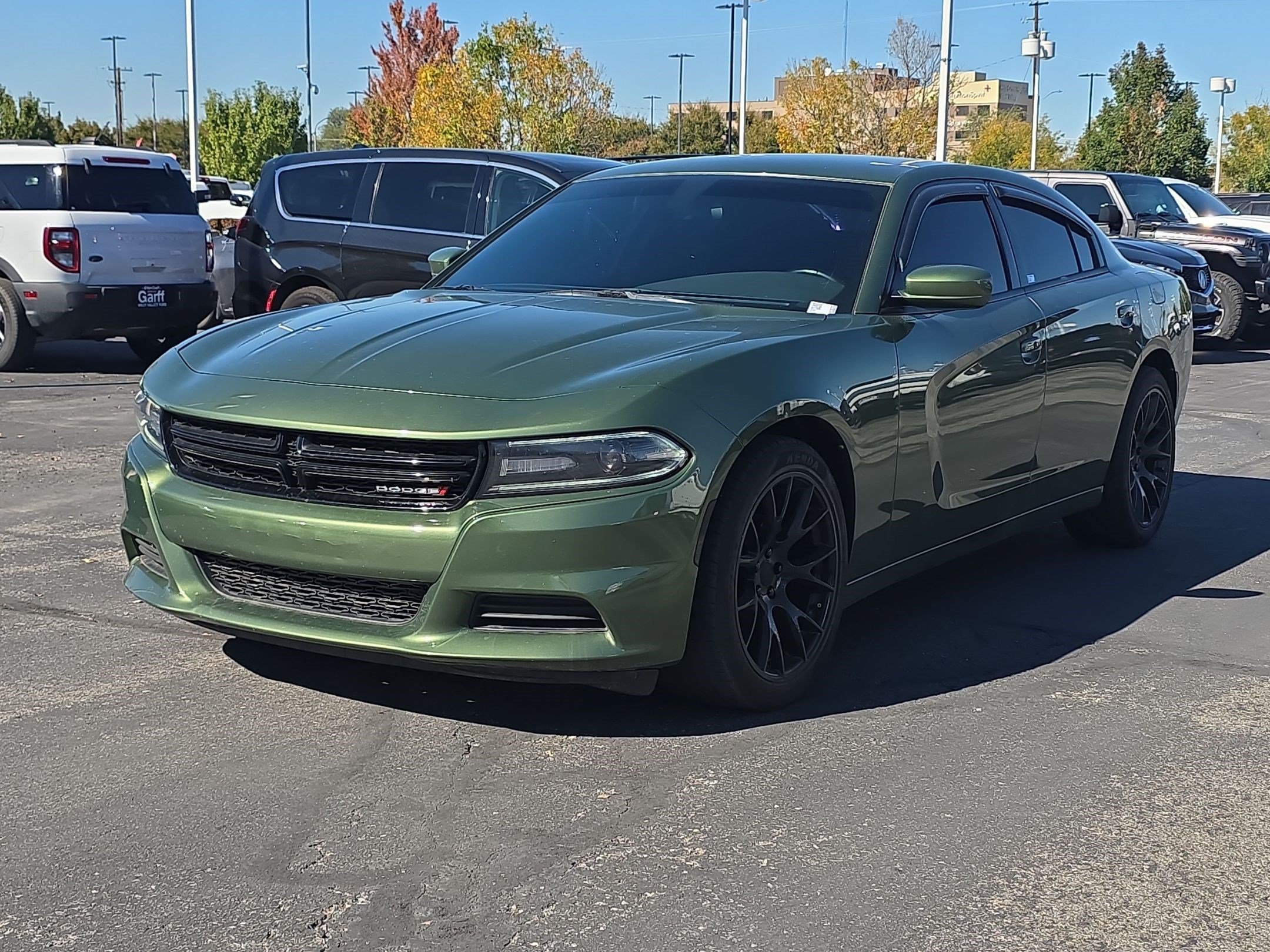 Used 2020 Dodge Charger SXT RWD image 10