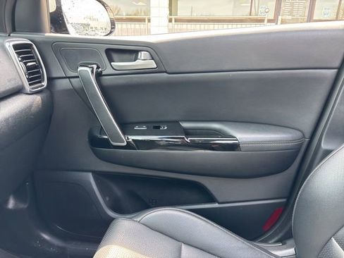 Used 2021 Kia Sportage S w/ S FWD Premium Package image 27