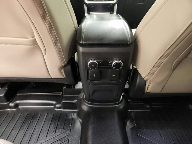 Used 2023 Ford Explorer XLT w/ Equipment Group 202A RWD image 27