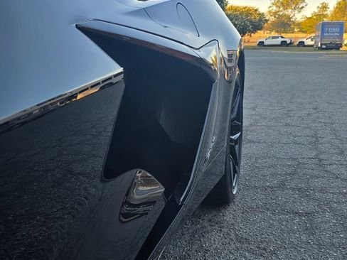Used 2024 Chevrolet Corvette Z06 RWD image 15