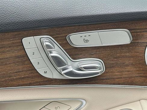 Used 2021 Mercedes-Benz C 300 4MATIC Sedan image 16