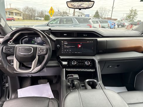 Used 2023 GMC Sierra 1500 Denali w/ Technology Package image 14