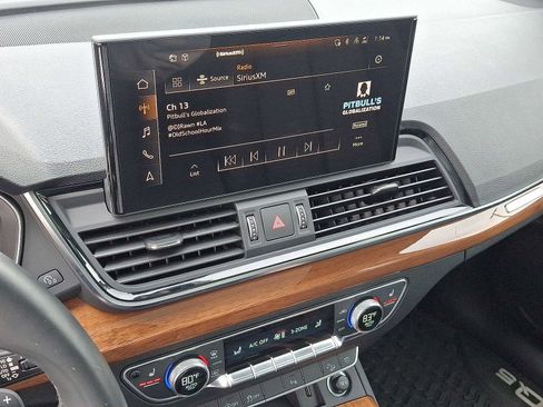 Certified 2023 Audi Q5 2.0T Premium w/ Convenience Package image 14