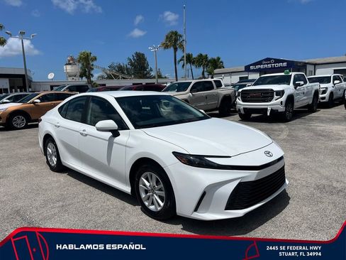 Used 2025 Toyota Camry LE FWD image 2
