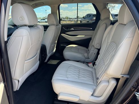 Used 2023 Buick Enclave Avenir w/ Avenir Technology Package FWD image 17