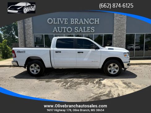 Used 2023 RAM 1500 Big Horn AWD/4WD image 1