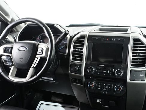 Used 2017 Ford F250 Lariat w/ Chrome Package AWD/4WD image 8