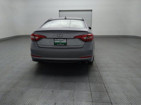 Used 2015 Hyundai Sonata SE w/ Option Group 09 FWD image 7