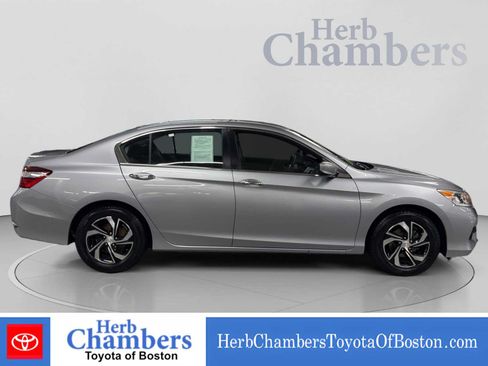 Used 2016 Honda Accord LX image 13