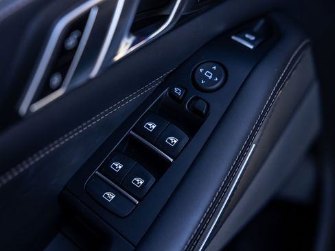 Used 2023 BMW X5 M50i w/ Climate Comfort Package image 44