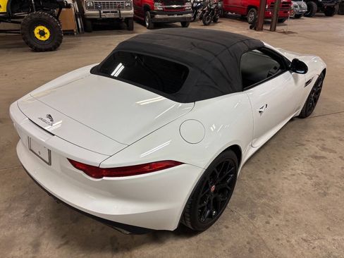 Used 2014 Jaguar F-TYPE Convertible RWD image 19