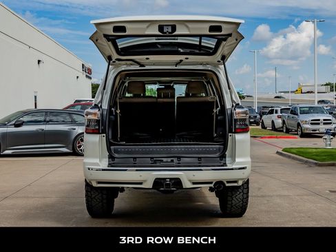 Used 2020 Toyota 4Runner Limited AWD/4WD image 9