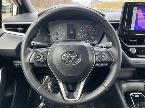 Used 2023 Toyota Corolla SE w/ SE Premium Package FWD image 18