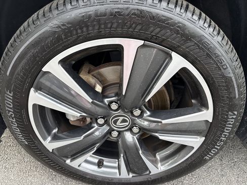 Used 2025 Lexus UX 300h AWD image 10