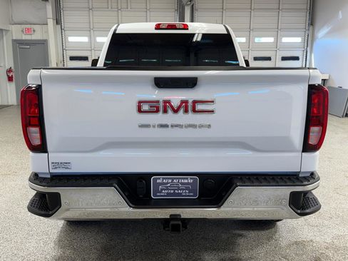 Used 2024 GMC Sierra 1500 Pro w/ Pro Value Package image 3
