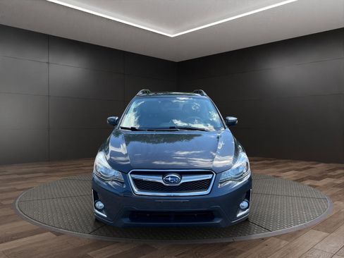 Used 2017 Subaru Crosstrek 2.0i Limited AWD/4WD image 3