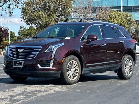 Used 2017 Cadillac XT5 Luxury w/ Driver Awareness Package AWD/4WD image 8