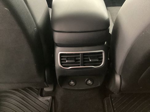 Certified 2023 Hyundai Santa Fe SEL image 16