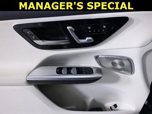 Certified 2026 Mercedes-Benz GLC 300 4MATIC image 9