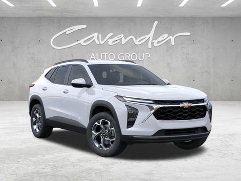 New 2026 Chevrolet Trax LT FWD image 7