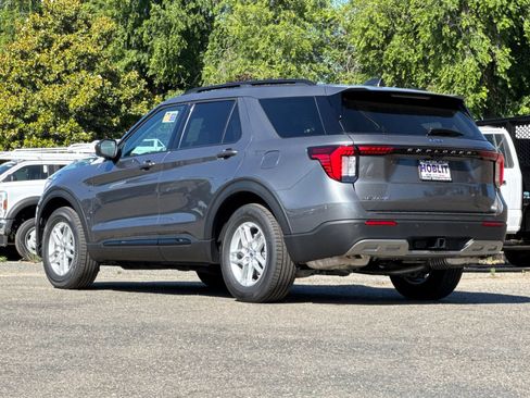 New 2026 Ford Explorer Active w/ Active Comfort Package RWD image 5