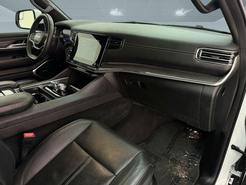 Used 2022 Jeep Wagoneer Series II image 21