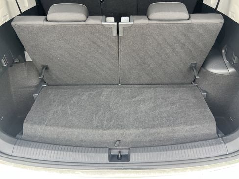 Used 2023 Volkswagen Tiguan S image 30