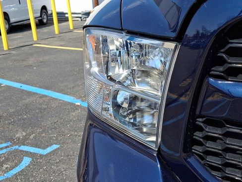 Used 2013 RAM 1500 Express AWD/4WD image 9