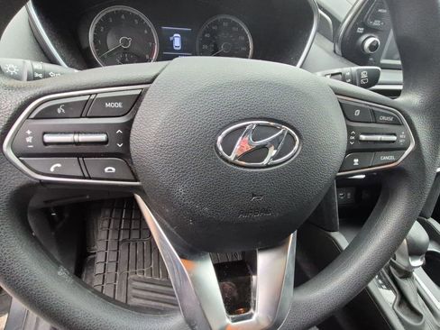 Used 2020 Hyundai Santa Fe SE w/ Cargo Package image 28