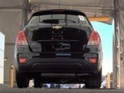 Used 2020 Chevrolet Trax LS w/ Tint and Cruise Package image 31