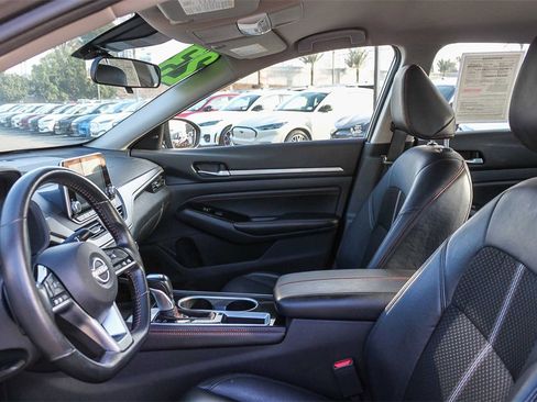 Used 2023 Nissan Altima 2.5 SR image 22