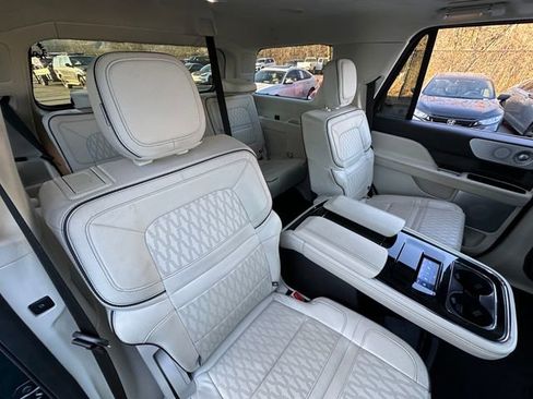 Used 2023 Lincoln Navigator Black Label AWD/4WD image 48