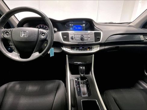 Used 2014 Honda Accord Sport image 18