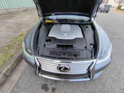 Used 2015 Lexus LS 460 L image 57
