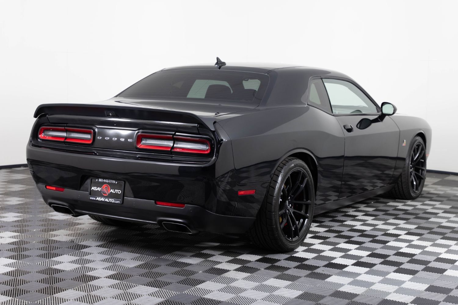Used 2021 Dodge Challenger R/T Scat Pack w/ Dynamics Package RWD image 7
