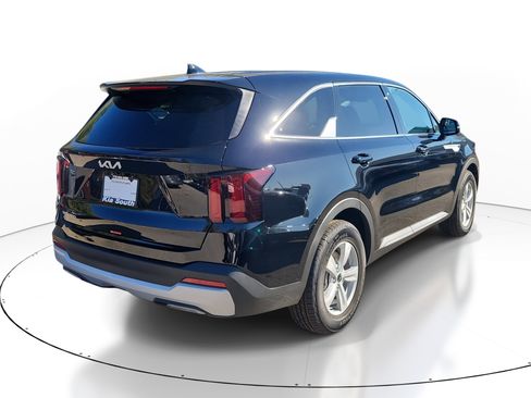 New 2026 Kia Sorento LX image 6