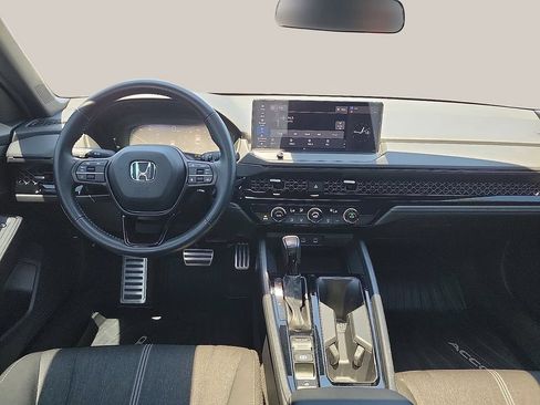 Used 2023 Honda Accord Sport image 10