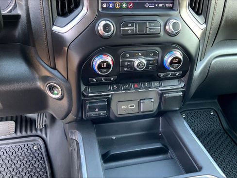 Used 2021 GMC Sierra 1500 AT4 AWD/4WD image 32