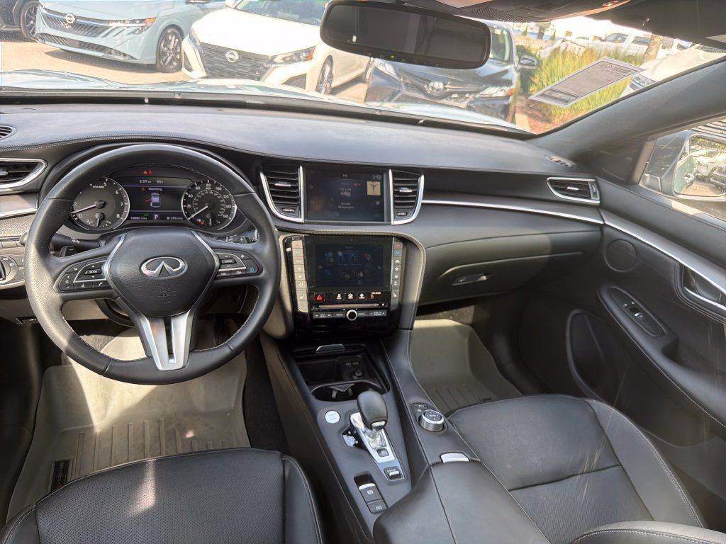 Used 2023 INFINITI QX55 Luxe w/ Cargo Package AWD/4WD image 16