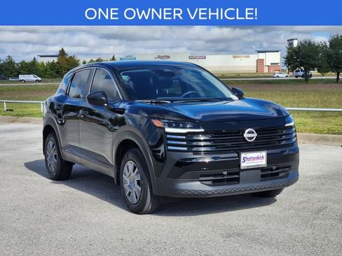 Certified 2025 Nissan Kicks S image 2