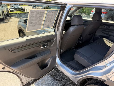 Used 2024 Honda CR-V Sport image 11