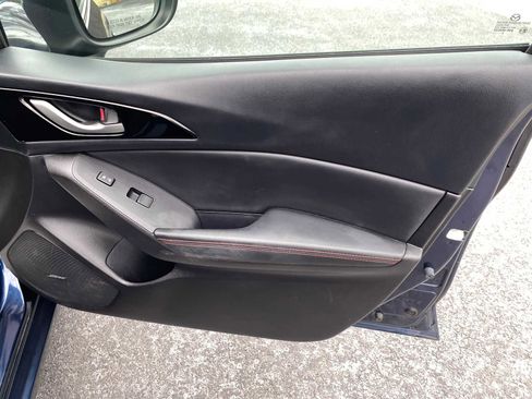 Used 2015 MAZDA MAZDA3 i Grand Touring image 30