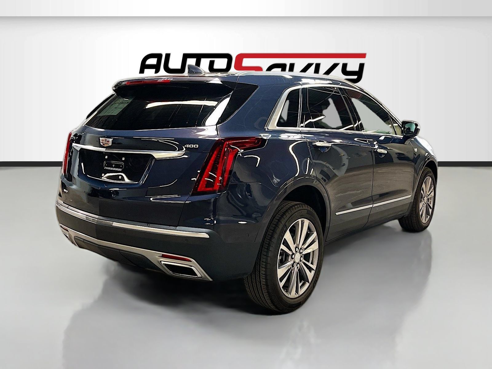 Used 2025 Cadillac XT5 Premium Luxury w/ Technology Package AWD/4WD image 7
