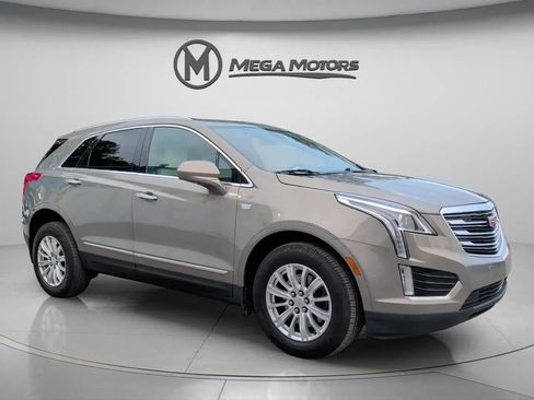 Used 2019 Cadillac XT5 FWD image 10