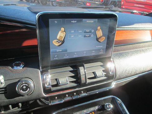 Used 2020 Lincoln Navigator L Reserve w/ Luxury Package image 29