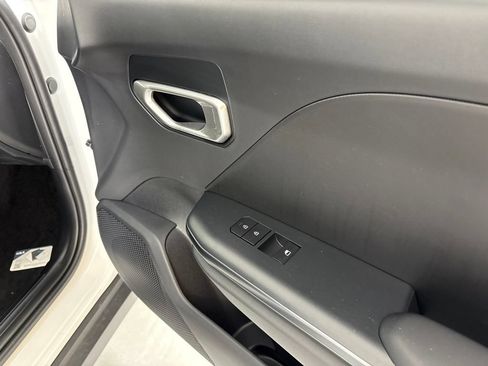 New 2026 Kia K4 FWD image 15