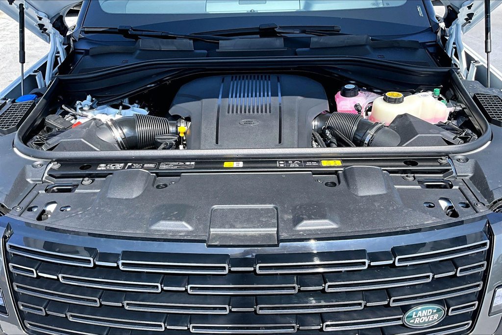 New 2027 Land Rover Range Rover SE AWD/4WD image 12