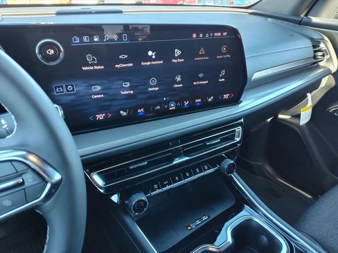 New 2026 Chevrolet Traverse LT w/ LPO, Floor Liner Package image 11