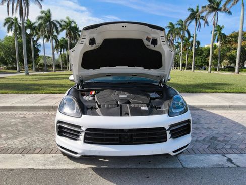 Used 2019 Porsche Cayenne image 33