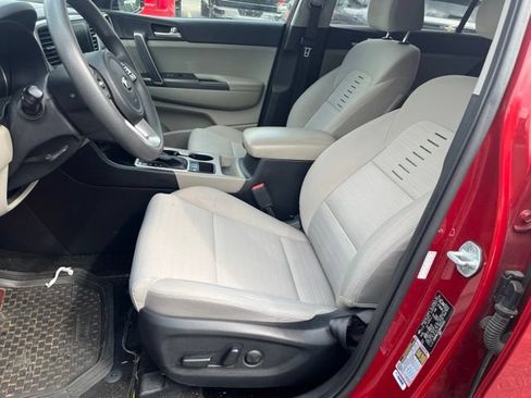 Used 2021 Kia Sportage LX w/ LX AWD Popular Package image 11